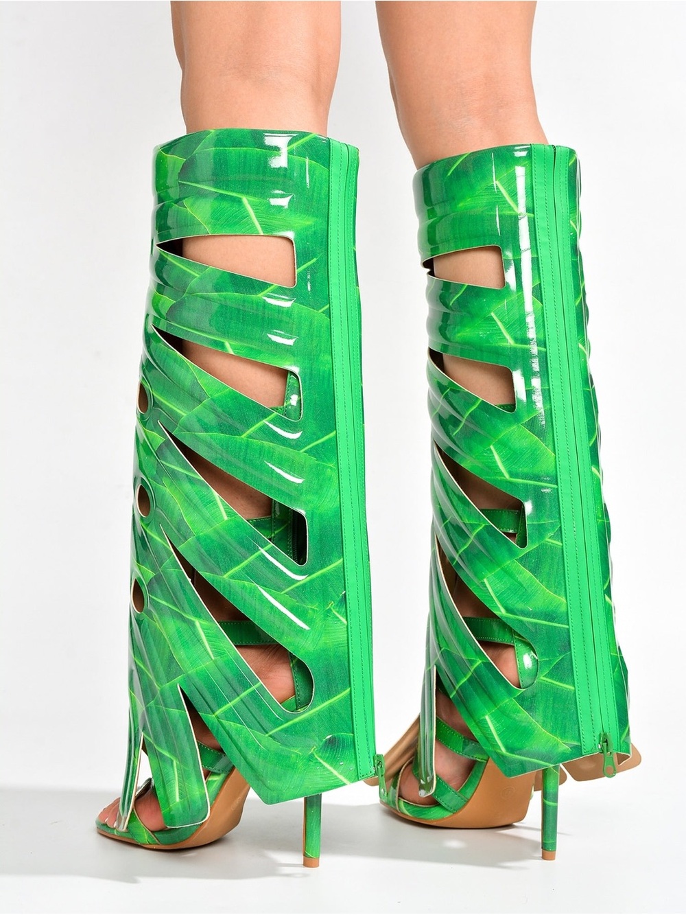 Leaf Round Toe High Heels - Picture 3 of 3